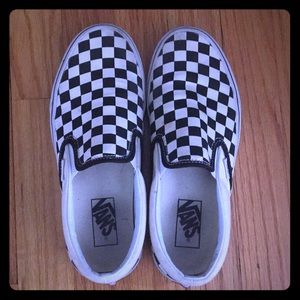 Black and white checkered vans.